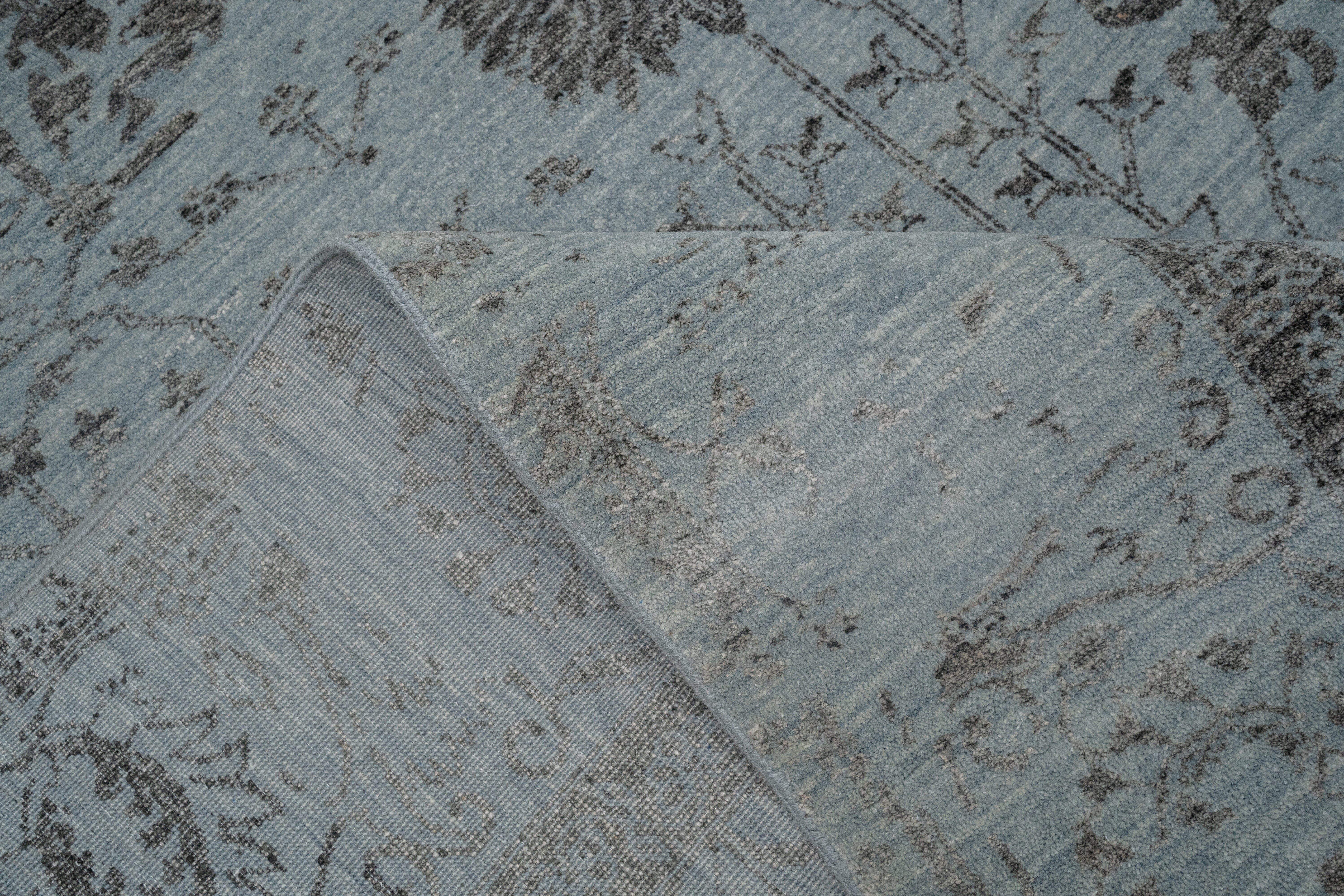 Handknotted Modern Carpet DIA- 457 VASE 3